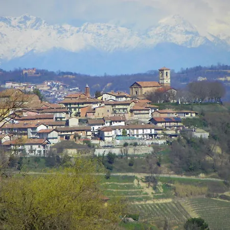 Апартаменты La Vigna Del Parroco Серралунга-д'Альба